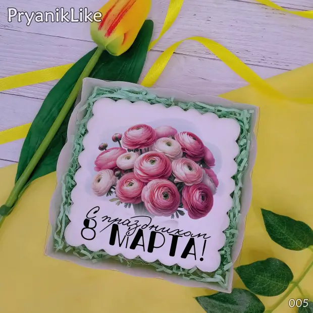 Пряник квадратный (цветы) (10-10 см.)